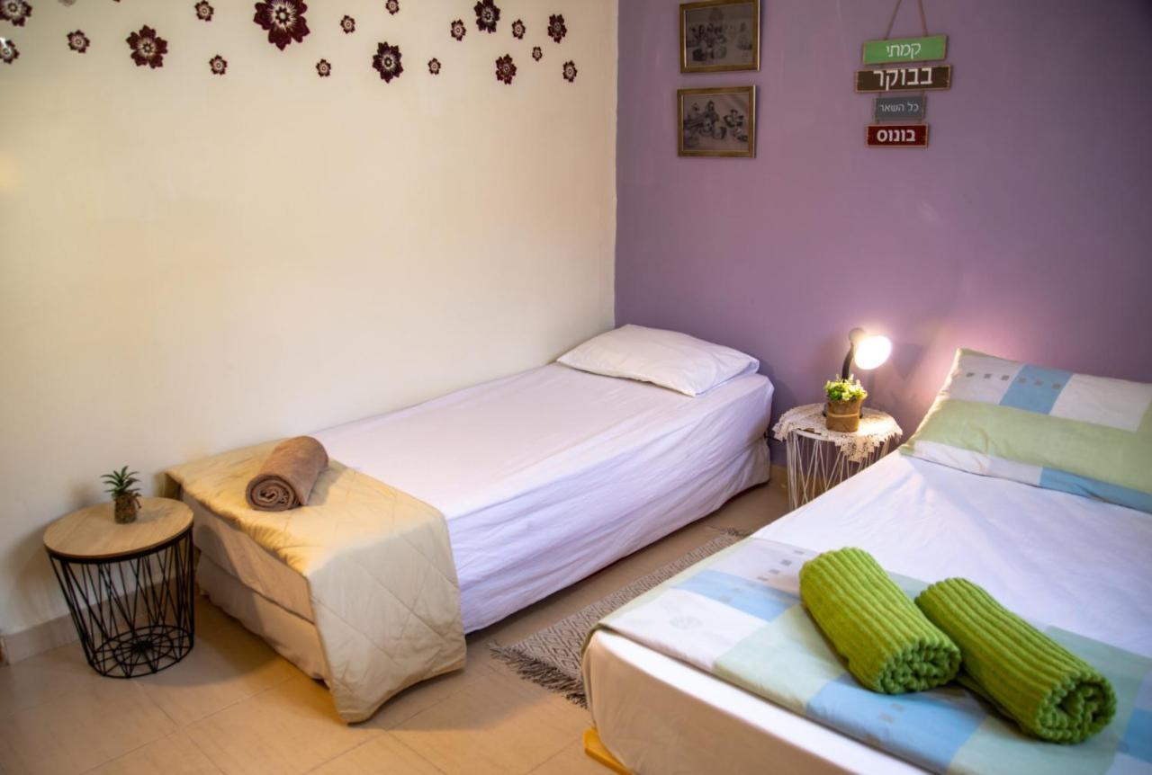 אצלנו - בגליל העליון Apartment Kiryat Shmona Bagian luar foto